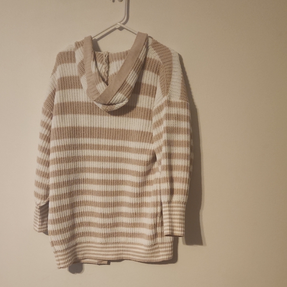 Striped Beige and White Women's Cardigan NWOT - Picture 2 of 2
